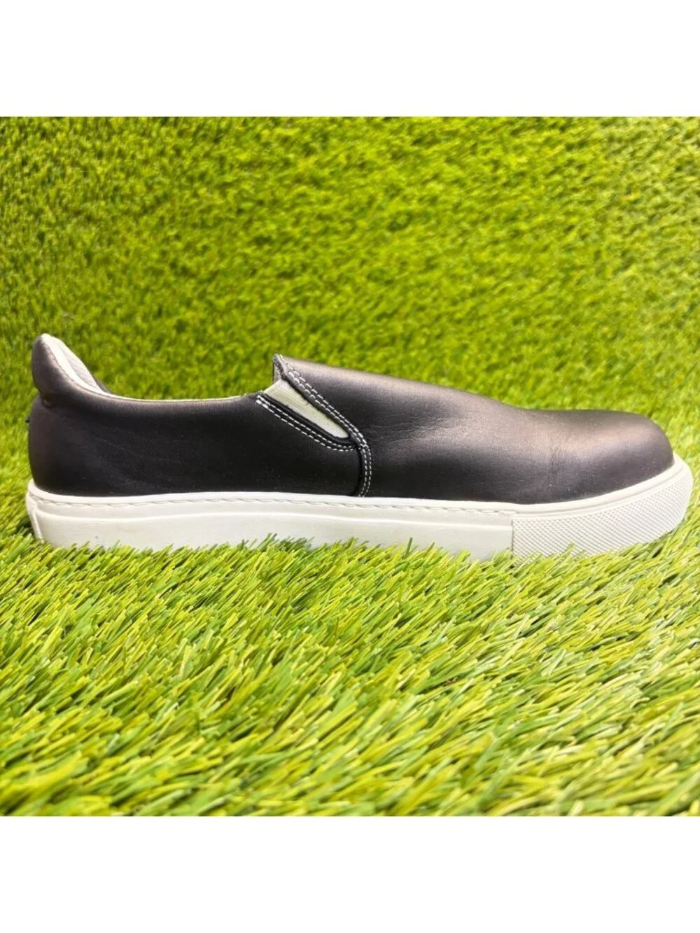 Mellow Walk Jessica Womens Size 9E Black Steel Toe Safety Work Slip-On Shoes